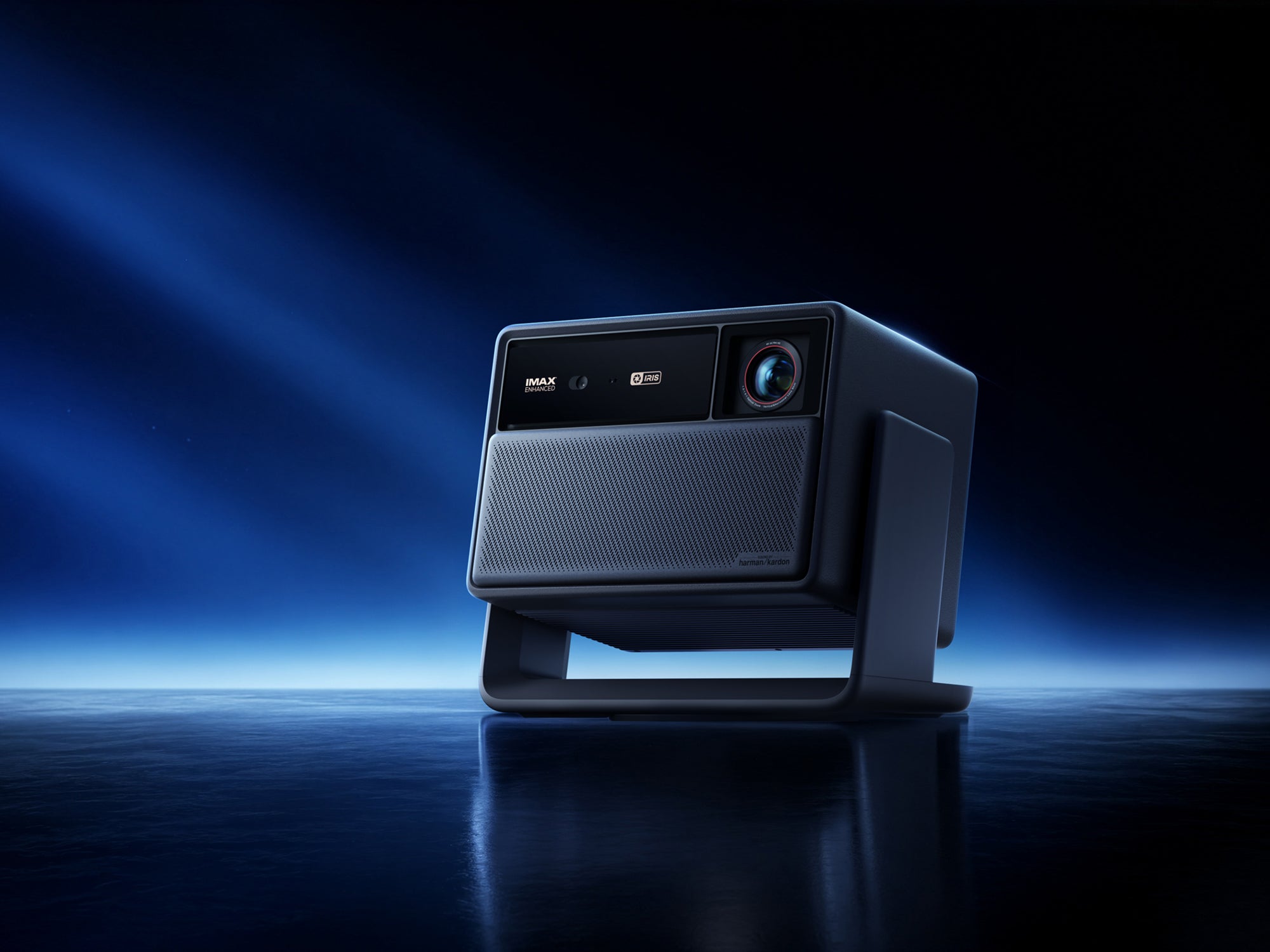 XGIMI AURA 3シリーズ、4K 120Hz対応の超短焦点レーザープロジェクター